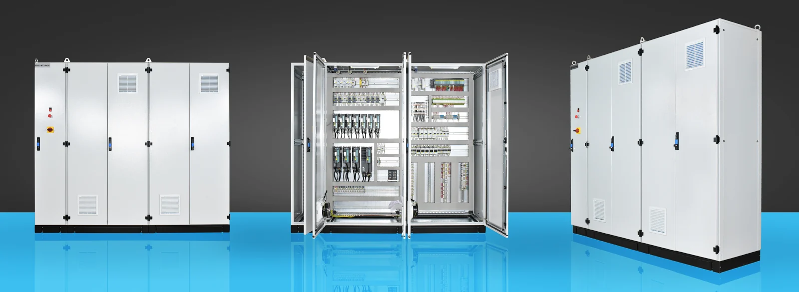 غرفة أتمتة تضم لوحات تحكم PLC من Tempa Pano